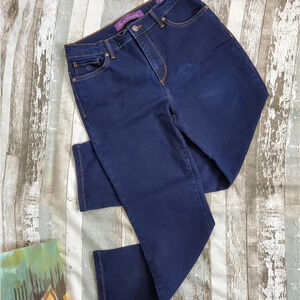 GLORIA VANDERBILT Women's Petite AMANDA Dark Wash Petite Straight Leg Jeans 8P